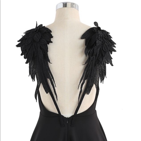 Angel wings black mini dress - Picture 5 of 11